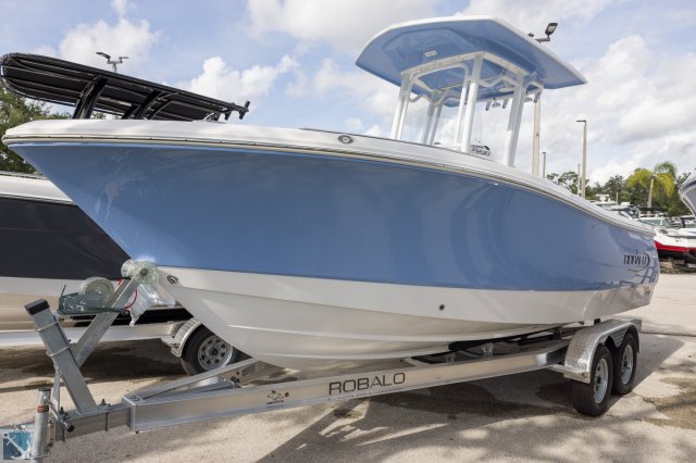 New 2024 Robalo  Boat for sale